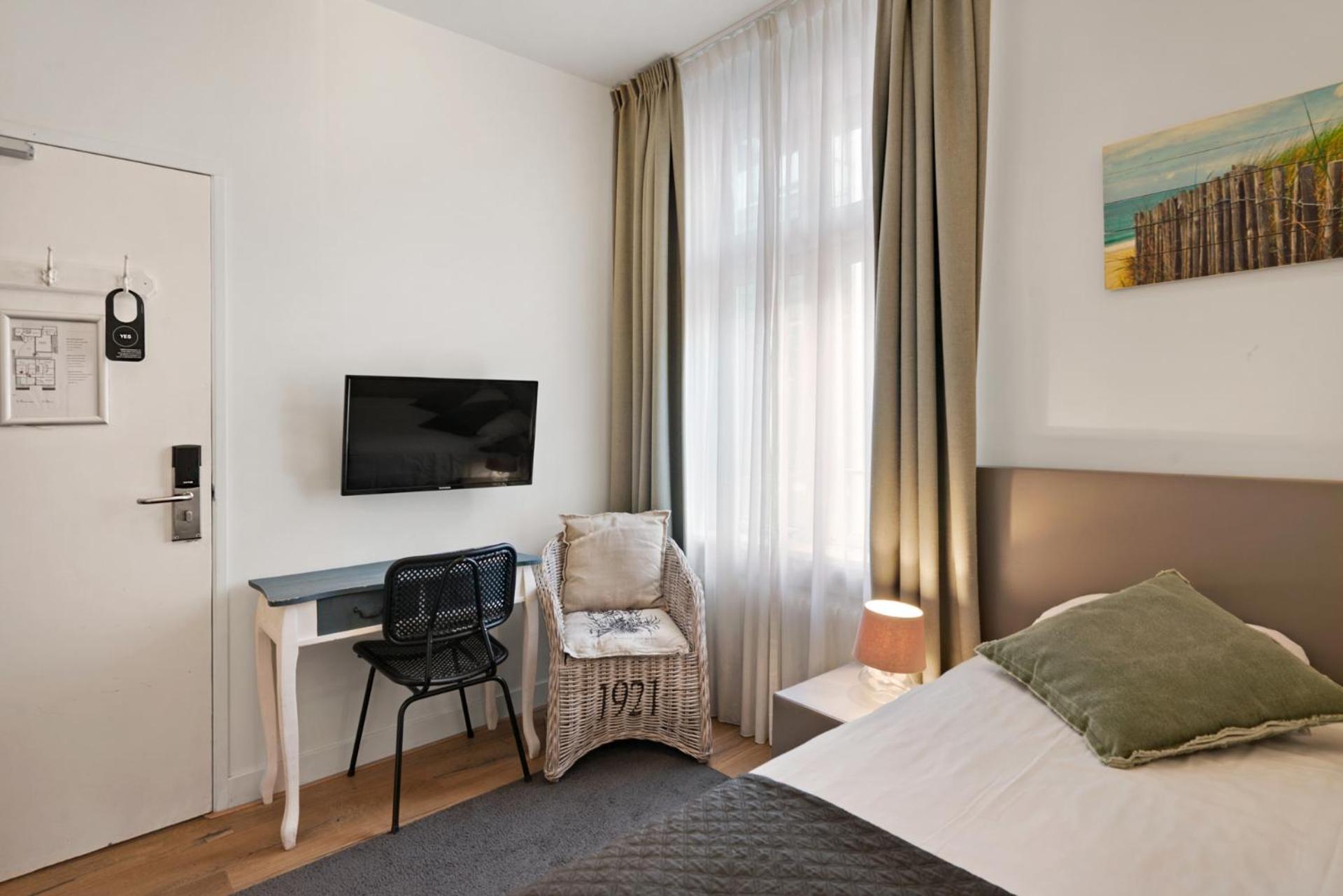 Dijkstra Hotels Bergen Extérieur photo