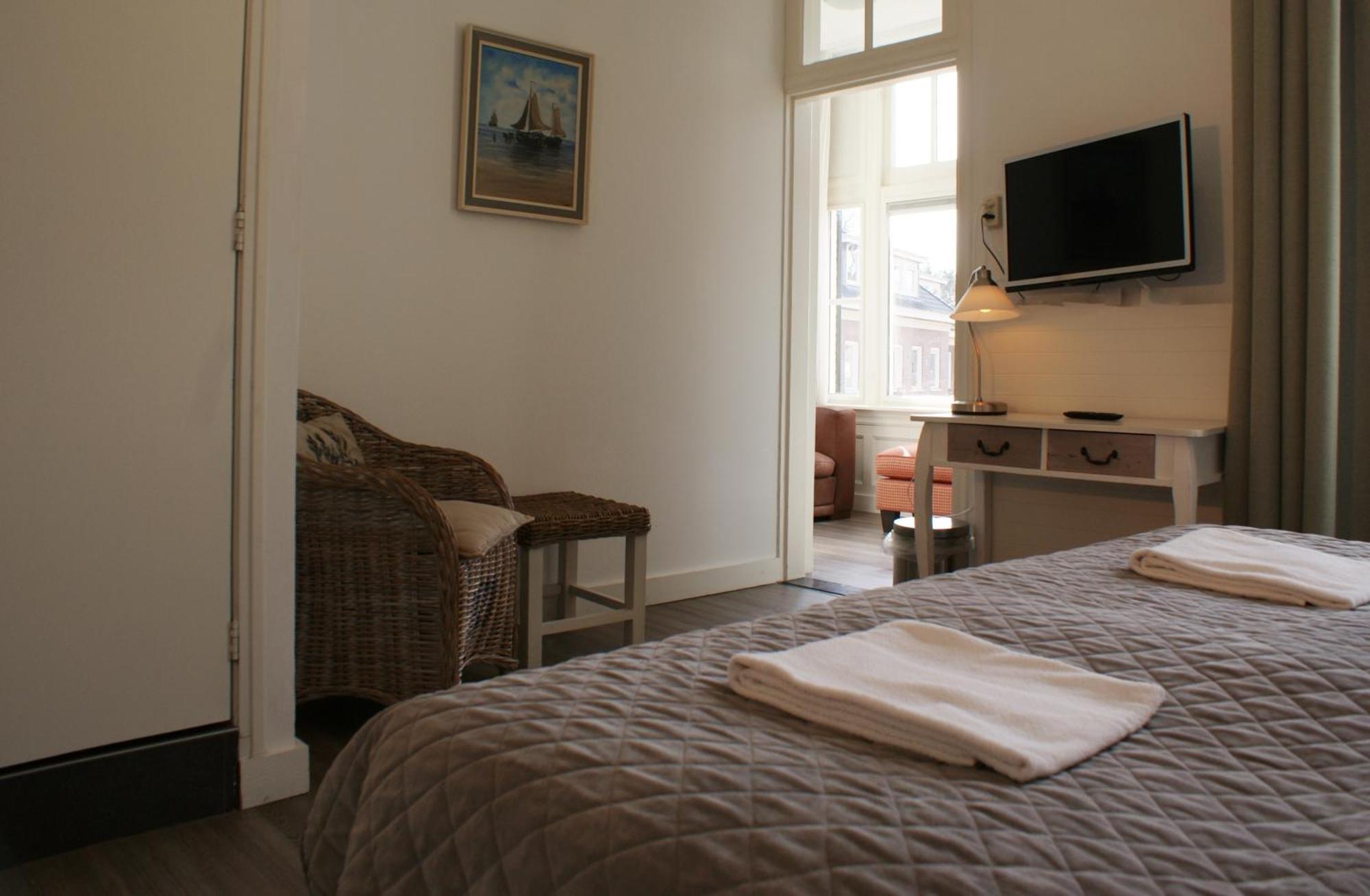 Dijkstra Hotels Bergen Extérieur photo